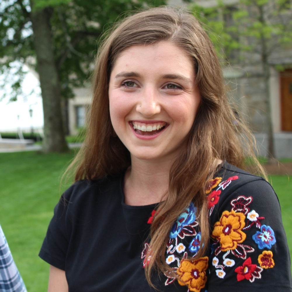 Meet your Posher, Leah